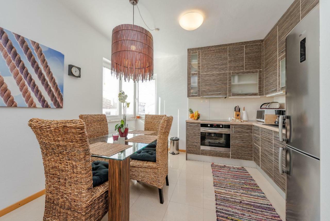Romantic Oasis Apartments Задар Экстерьер фото