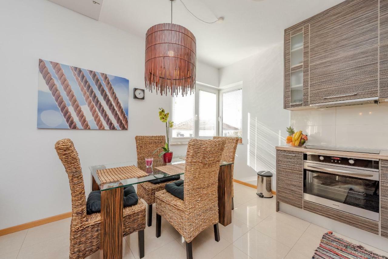 Romantic Oasis Apartments Задар Экстерьер фото
