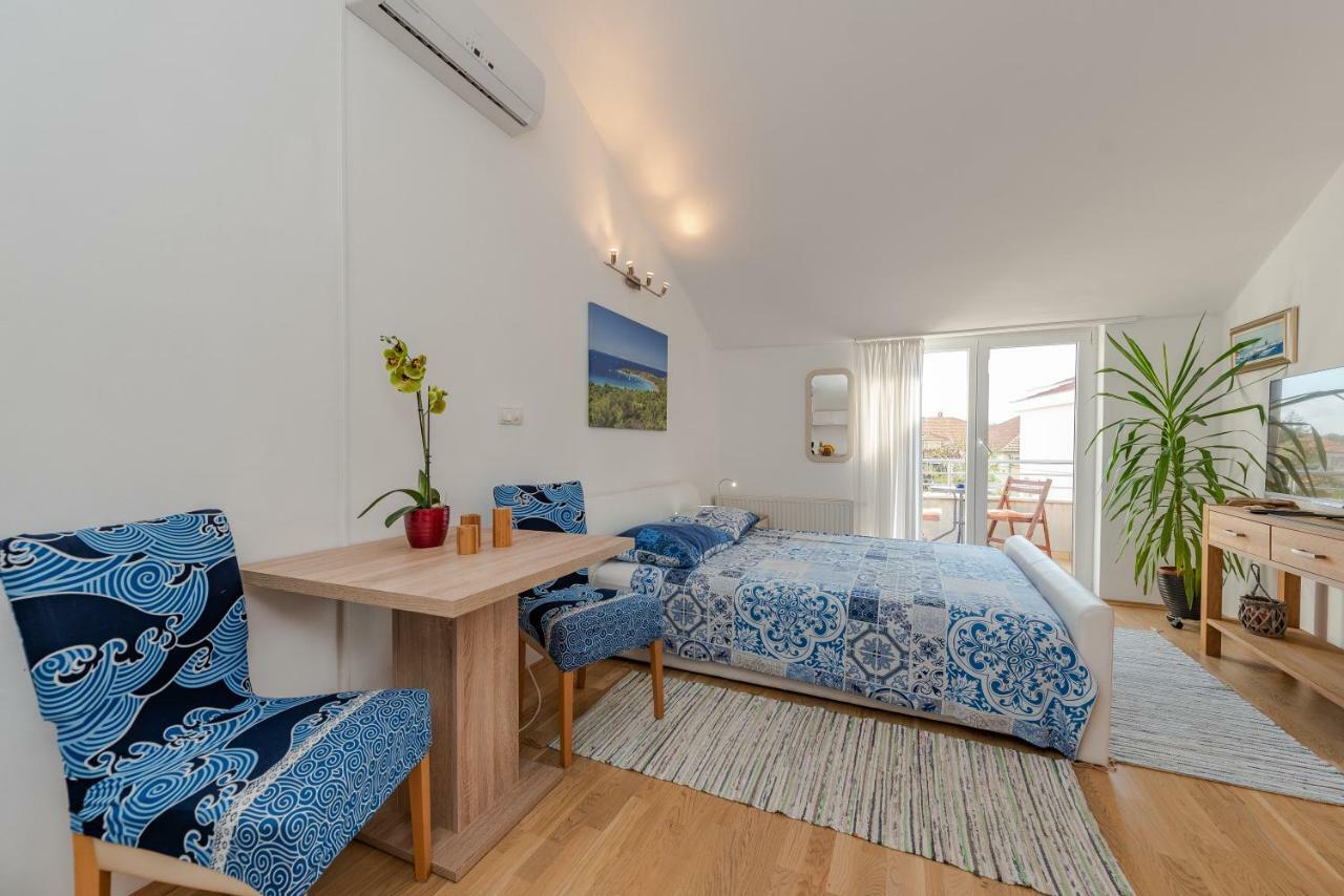 Romantic Oasis Apartments Задар Экстерьер фото