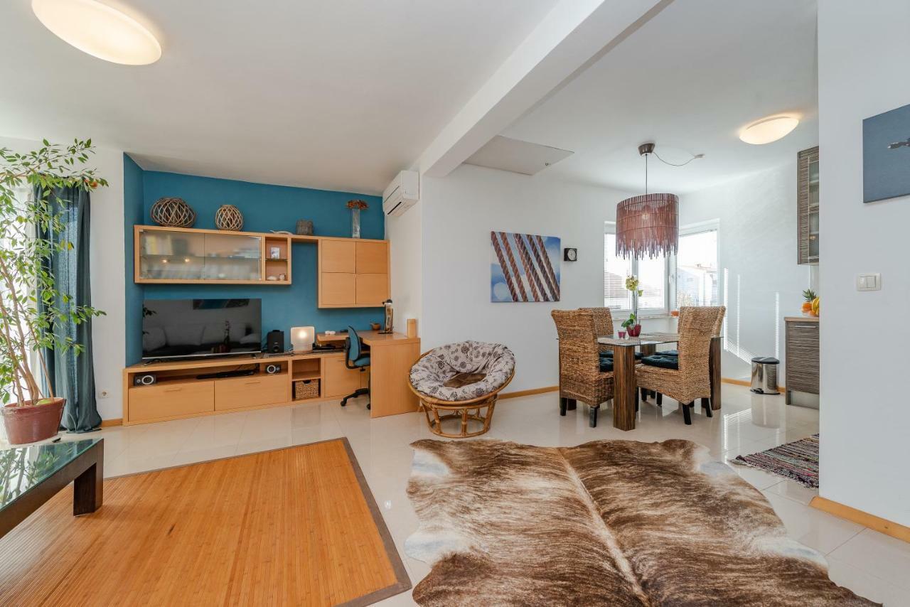 Romantic Oasis Apartments Задар Экстерьер фото