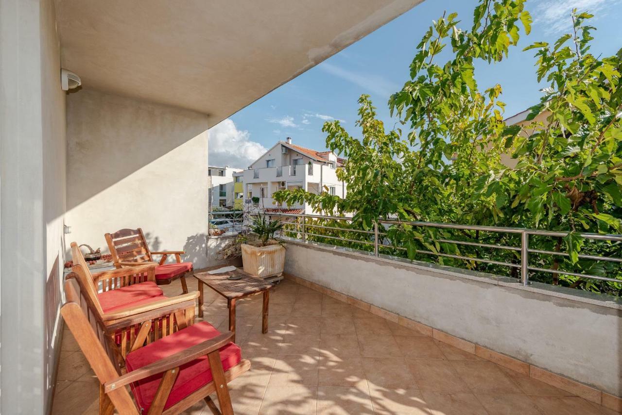 Romantic Oasis Apartments Задар Экстерьер фото
